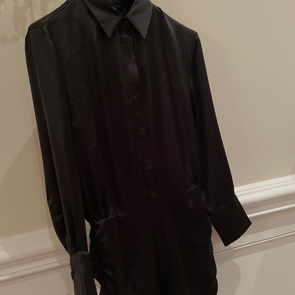 Draped satin effect little black dress w/ ruching - Picture 5 of 6